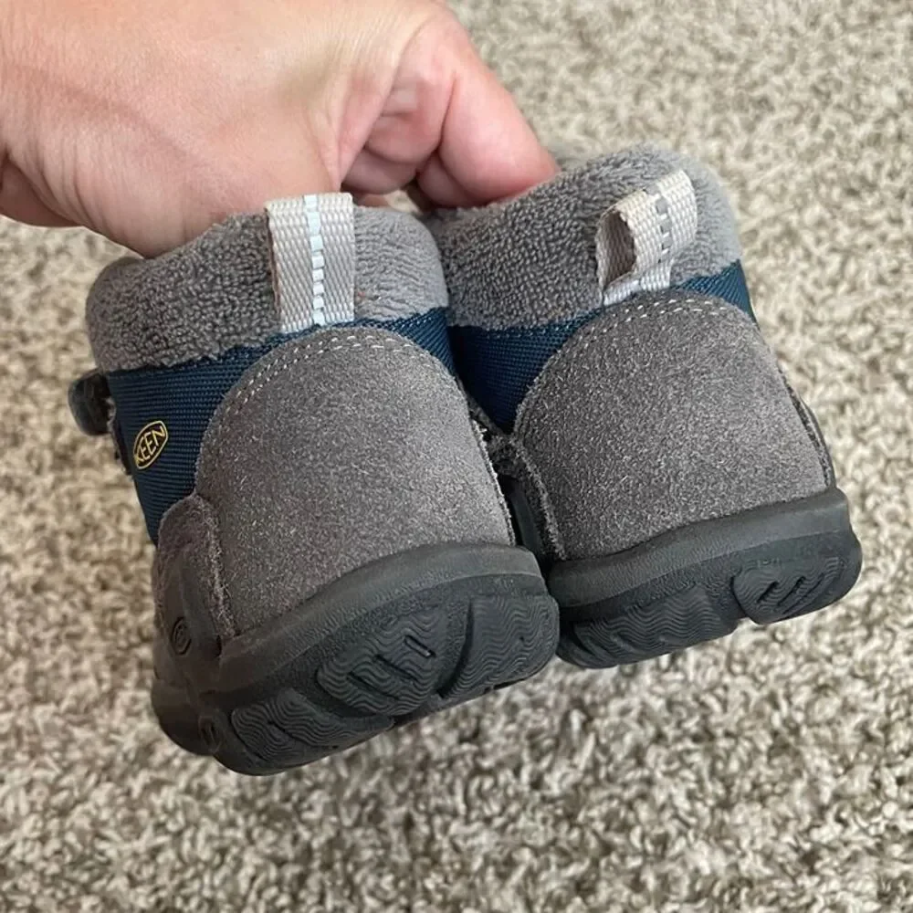 Keen gray navy